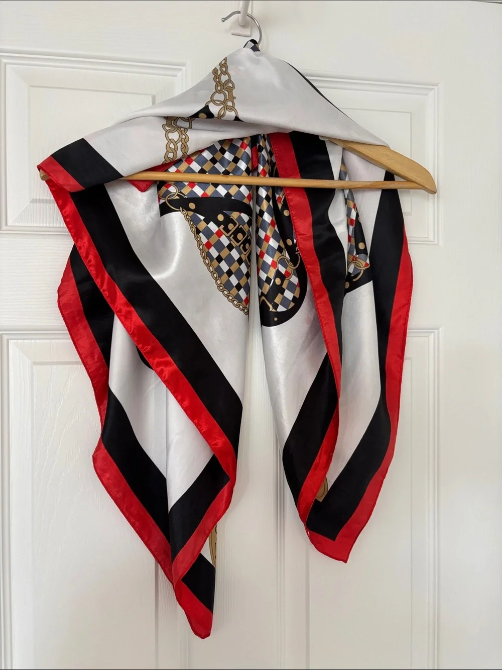 Vintage satin equestrian print neck scarf geometric & chain print red white blue - Picture 5 of 11